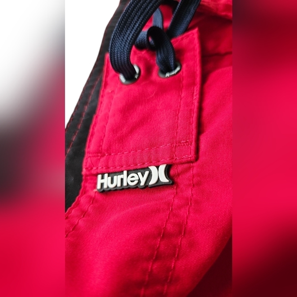 Hurley Red Board Shorts Quick-Dry Swimwear - Size 36 - Picture 6 of 7